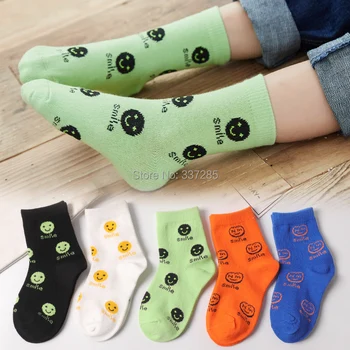 5 пар/лот, осенне-зимние хлопчатобумажные носки для девочек, детские студенческие носки, носки с улыбкой для мальчиков, Модные многоцветные теплые детские носки